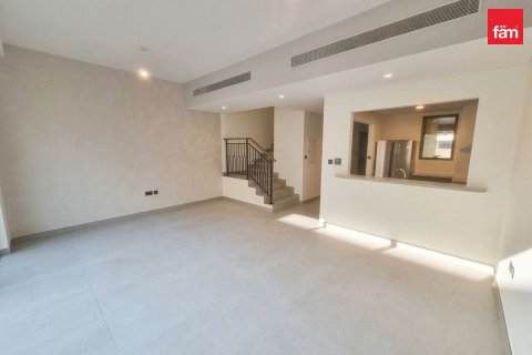 Таунхаус в Дубай, ОАЕ 4 спальні, 144м2 № 766559