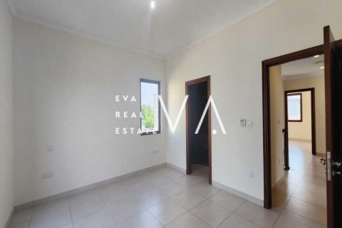 Vila u Dubai, UAE 5 spavaćih soba, 638.5 m2 Br. 637721 - fotografija 14