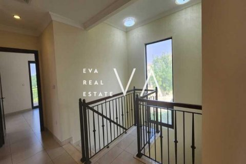 Vila u Dubai, UAE 5 spavaćih soba, 638.5 m2 Br. 637721 - fotografija 22
