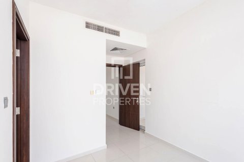 Townhouse til salg i Dubai, UAE 3 soveværelser, 112.23 kvm № 765243 - foto 4