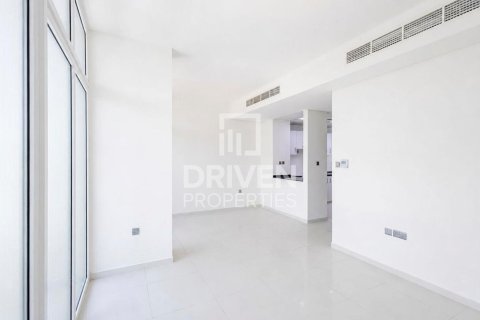 Townhouse til salg i Dubai, UAE 3 soveværelser, 112.23 kvm № 765243 - foto 3