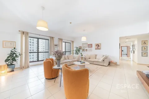 Квартира в Джумейра Бич Резиденс, Дубай, ОАЭ 4 спальни, 289м2 № 738380