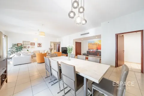 Apartemen di Jumeirah Beach Residence, Dubai, UEA 4 kamar tidur, 289 m2 nomor 738380 - foto 7