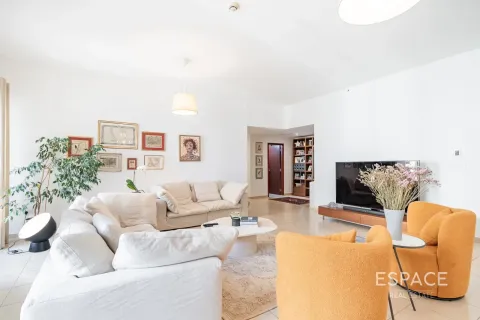 Apartemen di Jumeirah Beach Residence, Dubai, UEA 4 kamar tidur, 289 m2 nomor 738380 - foto 11