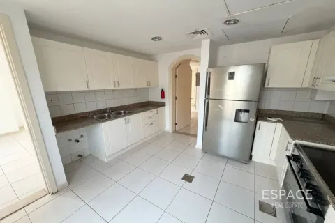 Vila u The Springs, Dubai, UAE 3 spavaćih soba, 209 m2 Br. 738382 - fotografija 3
