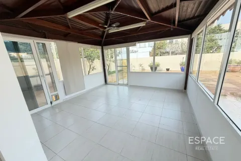 Villa itt: The Springs, Dubai, EAE, 3 hálószoba, 209 m², azonosító: 738382 - fénykép 14