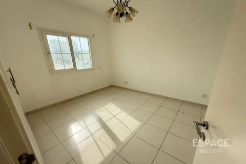 Villa itt: The Springs, Dubai, EAE, 3 hálószoba, 209 m², azonosító: 738382 - fénykép 9
