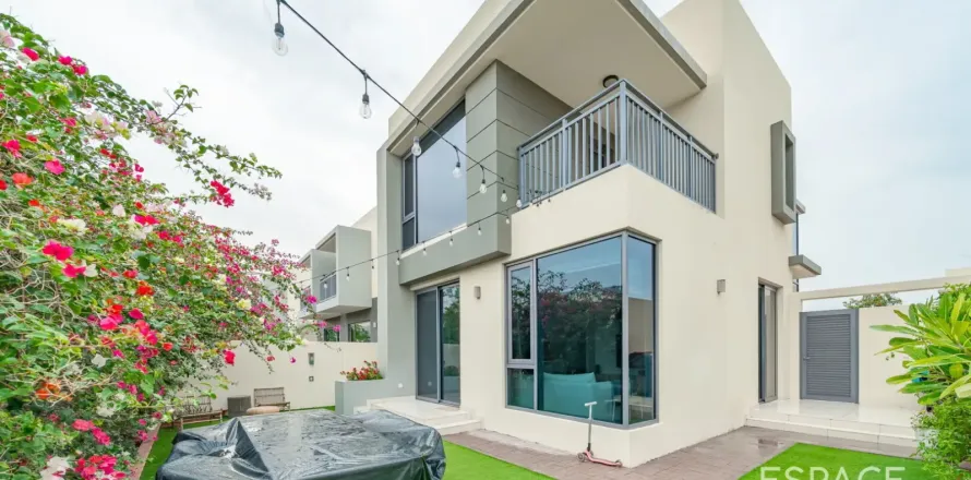 Vila di Dubai Hills Estate, UEA 4 kamar tidur, 230 m2 nomor 738377