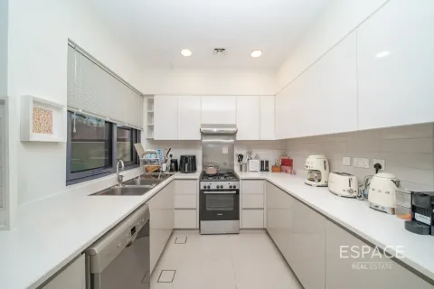 Vila di Dubai Hills Estate, UEA 4 kamar tidur, 230 m2 nomor 738377 - foto 6