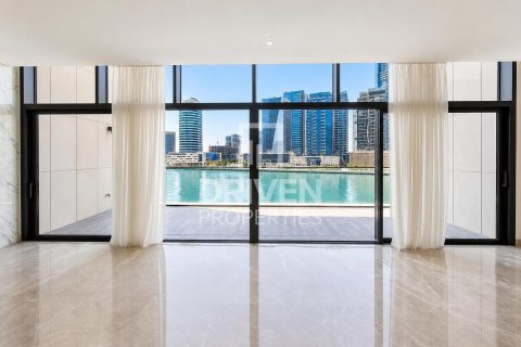 Appartement à louer à Business Bay, Dubai, EAU 2 chambres, 184.04 m2 № 757005 - photo 2