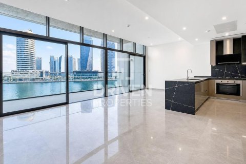 Leilighet i Business Bay, Dubai, Emiratene 2 soverom, 184.04 kvm nr. 757005