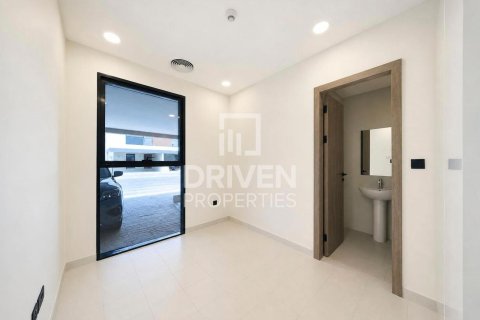 Shtëpi në qytet në Dubai Land, Emiratet e Bashkuara Arabe 3 dhoma gjumi, 232.63 m2. № 759659 - Foto 6