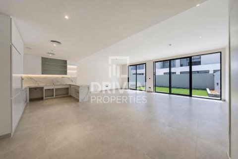Casa urbana em Dubai Land, Dubai, EAU 3 quartos, 232.63 m2 № 759659