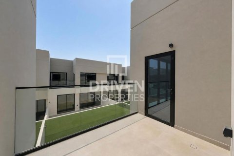 Shtëpi në qytet në Dubai Land, Emiratet e Bashkuara Arabe 3 dhoma gjumi, 232.63 m2. № 759659 - Foto 30