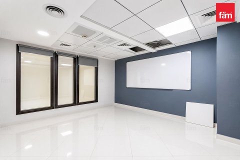 Escritório para venda em Dubai, EAU 1044.1 m2 № 732974 - foto 15