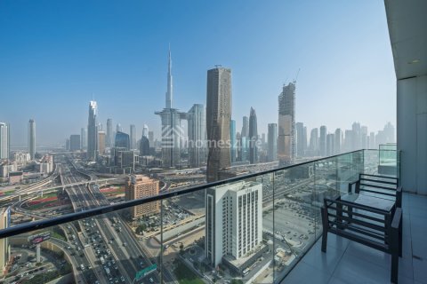 Wohnung zur Miete in Al Satwa, Dubai, VAE 3 Schlafzimmer, 245 m2 Nr. 732976 - Foto 2