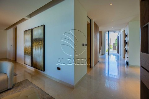 Villa a Saadiyat Island, Abu Dhabi, EAU 5 camere da letto, 1005 mq. № 725717