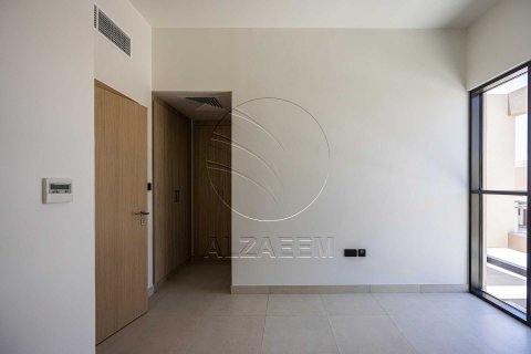 ویلا برای فروش در Abu Dhabi، امارات متحده عربی 2 خوابه ، 107 متر مربع ، شماره 725719 - تصویر 2