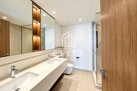 Apartament de închiriat în Mina Rashid, Dubai, EAU 2 dormitoare, 120 mp.  №764633 - poză 4