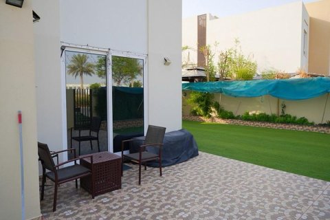 Dubai South (Dubai World Central)、Dubai、UAEにあるマンション 3ベッドルーム、251 m2 No658724