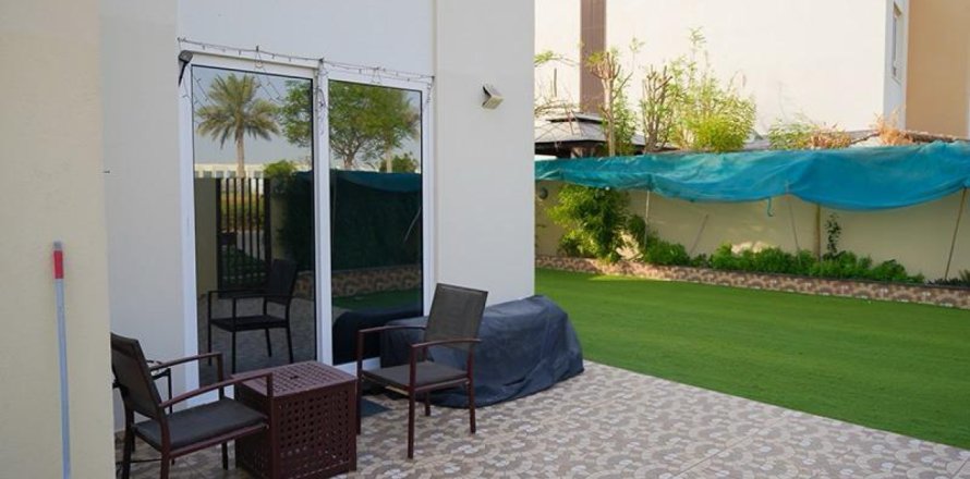 Appartement à Dubai South (Dubai World Central), Dubai, EAU: 3 chambres, 251 m2 № 658724