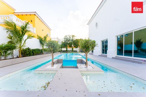 Villa in affitto a Dubai, EAU 5 camere da letto, 801.7 mq. № 687528 - foto 4