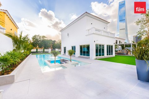 Villa in affitto a Dubai, EAU 5 camere da letto, 801.7 mq. № 687528 - foto 3