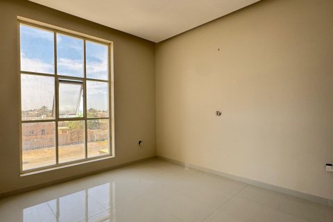 Vilë në Ras Al Khaimah, Emiratet e Bashkuara Arabe 5 dhoma gjumi, 595 m2. № 735130 - Foto 8