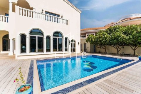 Villa in Palm Jumeirah, Dubai, UAE 6 bedrooms, 650 sq.m. № 736343 - photo 3