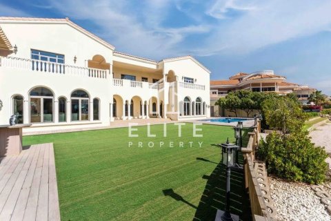 Villa in Palm Jumeirah, Dubai, UAE 6 bedrooms, 650 sq.m. № 736343 - photo 4