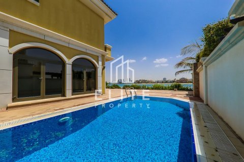 Vilă de vânzare în Palm Jumeirah, Dubai, EAU 5 dormitoare, 622 mp.  №736344 - poză 9
