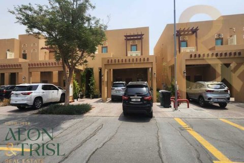 Kamienica w Al Furjan, Dubai, ZEA 3 sypialnie, 224 mkw. nr 648144
