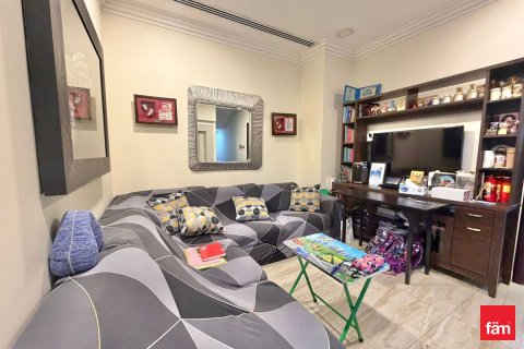 Villa à vendre à  Dubai, EAU 4 chambres, 184.8 m2 № 709905 - photo 7