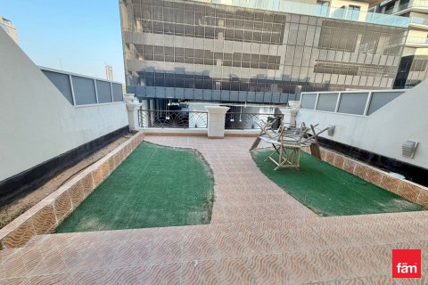 Villa à vendre à  Dubai, EAU 4 chambres, 184.8 m2 № 709905 - photo 11