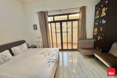 Villa à vendre à  Dubai, EAU 4 chambres, 184.8 m2 № 709905 - photo 3