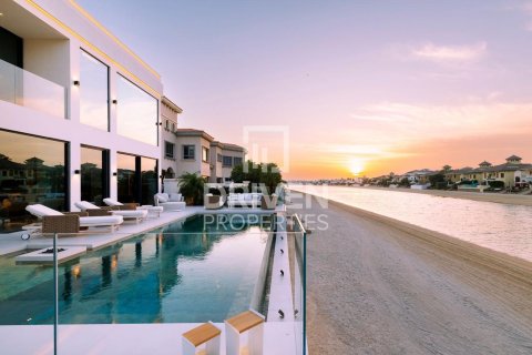 Palm Jumeirah, Dubai, BAE’de satılık villa 5 yatak odası, 622.36 m&sup2; No 762014 - fotoğraf 2