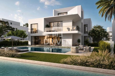 Villa in Dubai, VAE: 4 Schlafzimmer, 767.66 m2 Nr. 764938