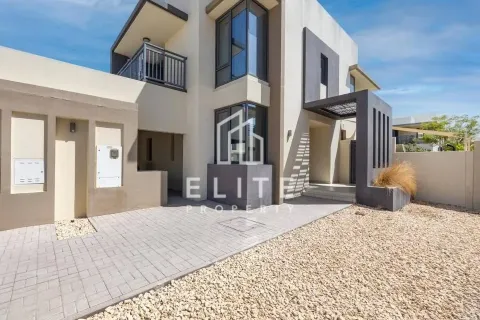 ویلا در Dubai Hills Estate، Dubai ، امارات متحده عربی 5 خوابه ، 303 متر مربع.  شماره 736420