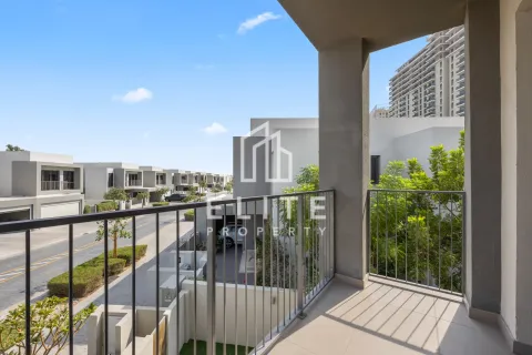 Villa te huur in Dubai Hills Estate, Dubai, VAE 4 slaapkamers, 327 vr.m., nr 736418 - foto 25