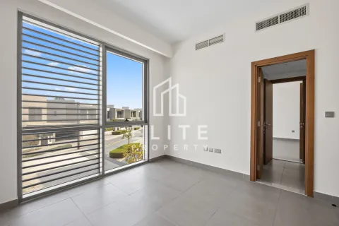 Villa te huur in Dubai Hills Estate, Dubai, VAE 4 slaapkamers, 327 vr.m., nr 736418 - foto 16