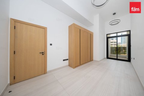 Huoneisto Business Bay, Dubai, Arabiemiraatit 3 makuuhuonetta, 129.7 m2 № 711531 - kuva 11