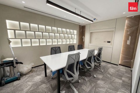 Iroda itt: Dubai, EAE, 95 m², azonosító: 640366 - fénykép 9