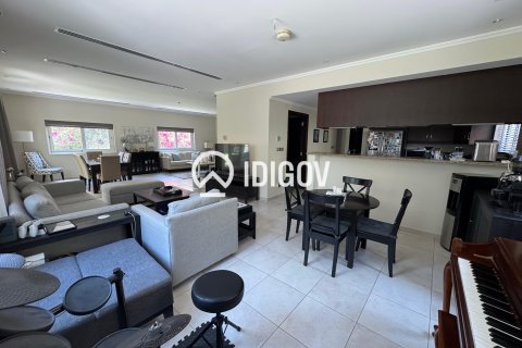 Vila u gradu Jumeirah Park, Dubai, UAE 3 spavaće sobe, 861.12 m2 Br. 735782 - Slika 2