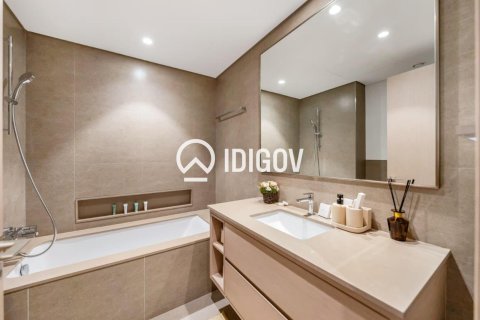 Appartement te huur in Dubai, VAE 2 slaapkamers, 105.35 vr.m., nr 735780 - foto 15