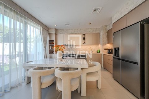 Vilë në Arabian Ranches 3, Dubai, Emiratet e Bashkuara Arabe 4 dhoma gjumi, 247.21 m2. № 767983 - Foto 14