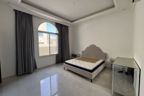 Huvila Al Barsha, Dubai, Arabiemiraatit 3 makuuhuonetta, 418.06 m2 № 750765 - kuva 19
