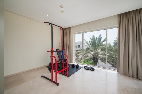 Villa zur Miete in Umm Suqeim, Dubai, VAE 4 Schlafzimmer, 1049.06 m2 Nr. 764374 - Foto 25
