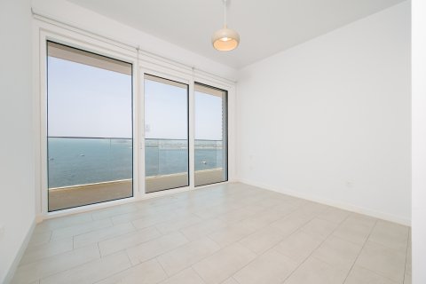 Apartamento para arrendamento em Jumeirah Beach Residence, Dubai, EAU 3 quartos, 191.57 m2 № 764372 - foto 2