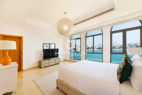 Villa Palm Jumeirah, Dubaijā, AAE 5 istabas, 1245 m2 Nr. 663822 - attēls 22