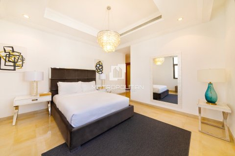 Villa Palm Jumeirah, Dubaijā, AAE 5 istabas, 1245 m2 Nr. 663822 - attēls 26